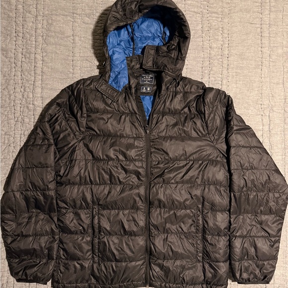 Abercrombie & Fitch Other - Black Abercrombie & Fitch puffer jacket xtra Large Water resistant fabric WOW